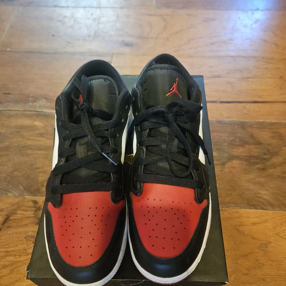 Jordan Kids Black and Red Sneakers